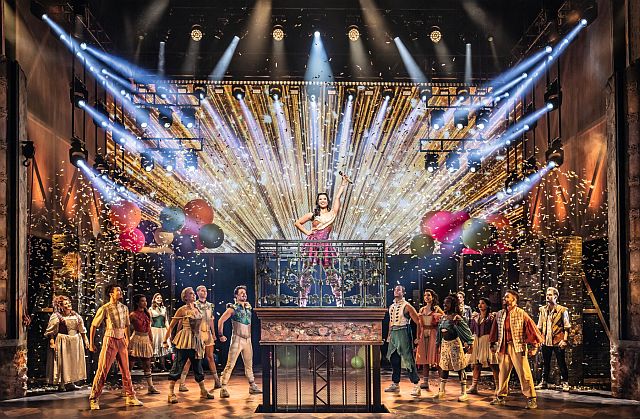 Partymusical »& Julia« in Hamburg: Viel besser als erwartet