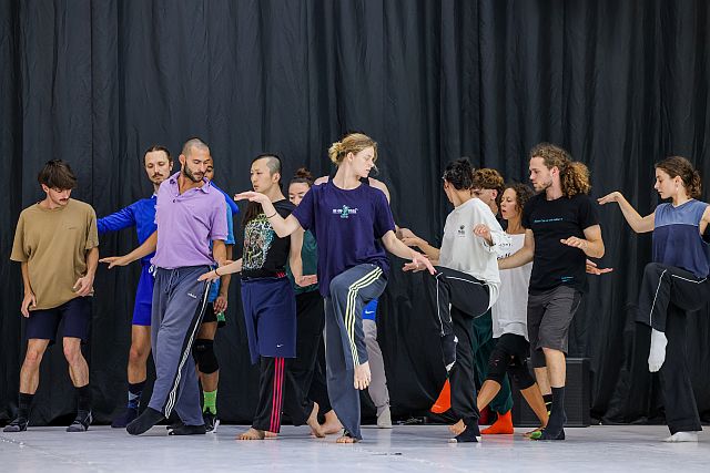 Uraufführung von Emanuel Gats »Abschied« bei der DFDC