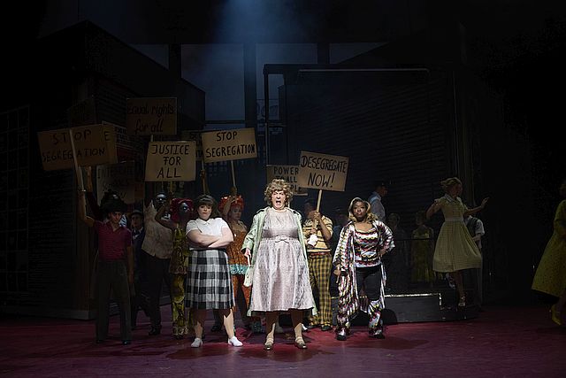 Begeisterung für Musical »Hairspray« am Staatstheater Darmstadt