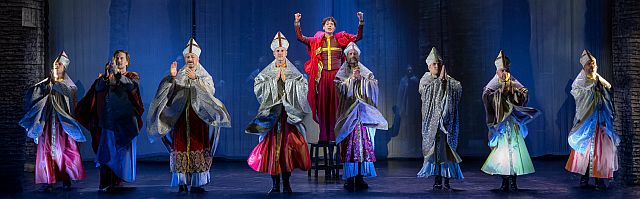 PaepstinMusical_SpotlightMusicalsDIE PÄPSTIN – DAS MUSICAL
