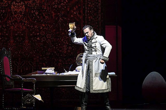 Über die Mächtigen und das Volk: »Boris Godunow« an der Oper Frankfurt