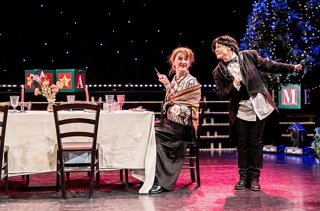 Schlager-Musical-Komödie um Silvester im First Stage Theater Hamburg