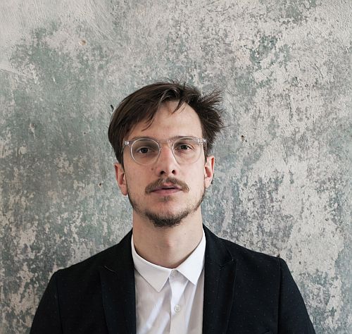 Alexander Eisenach inszeniert »Raststätte Jammertal« am Staatstheater Kassel