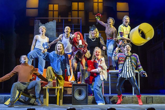 Premiere WIR SIND AM LEBEN – Das Berlin-Musical