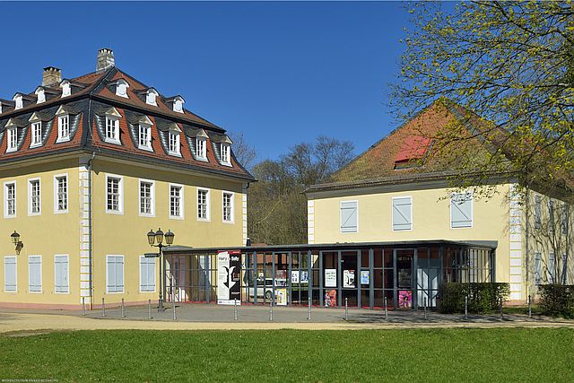 Land Hessen und Stadt Hanau sichern Sanierung des Comoedienhauses im Staatspark Wilhelmsbad